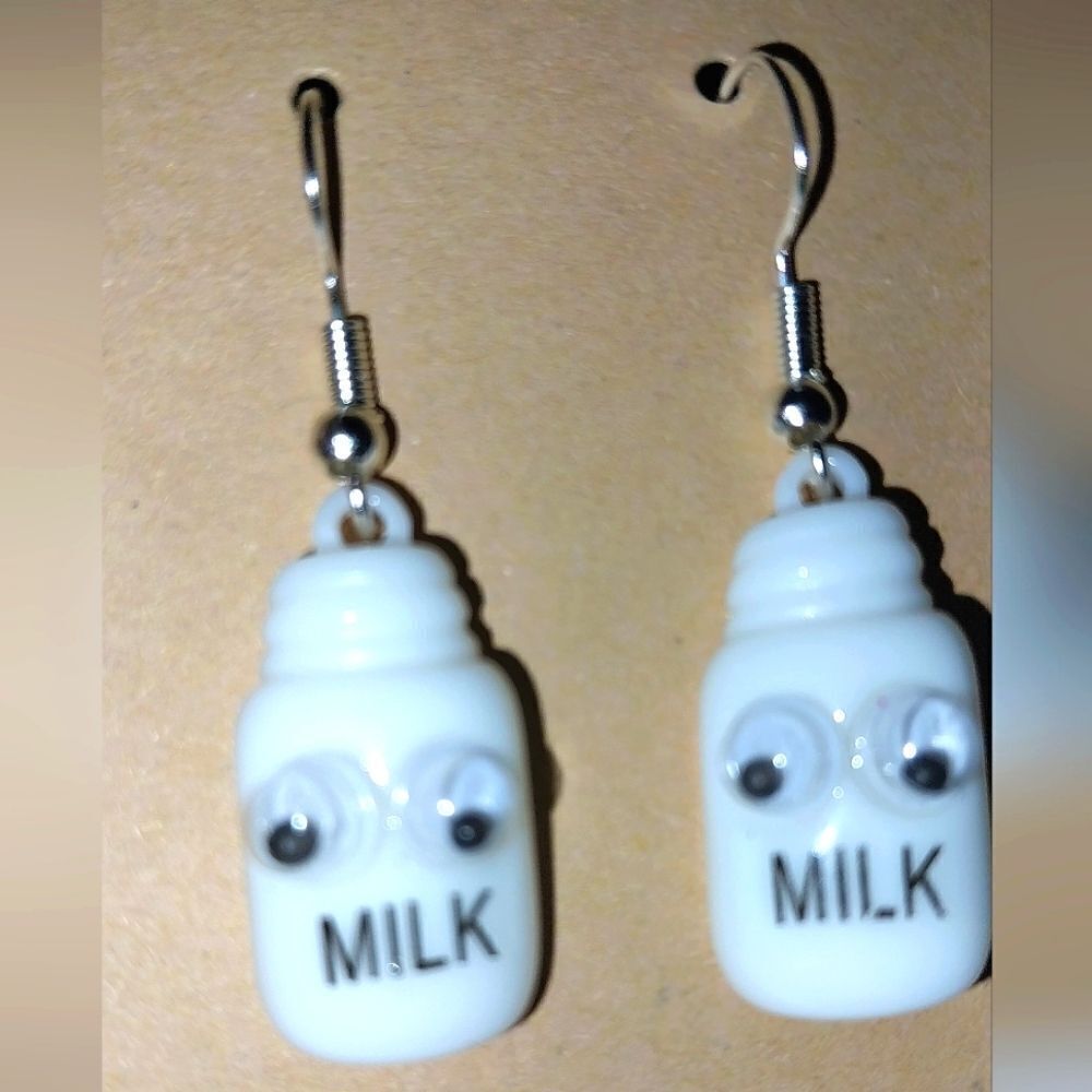 Super cute milk earrings For Adults And Kids - Picture 5 of 7
